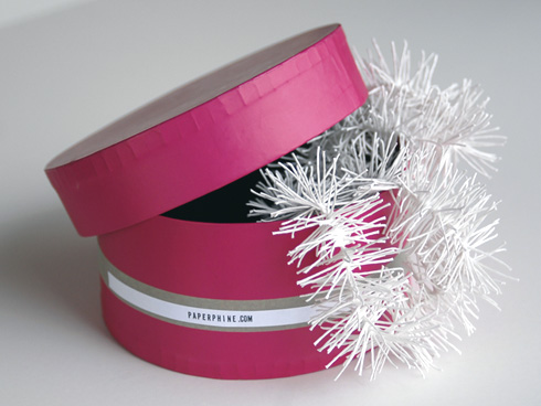 wp_paperphine_weiße_kette_schachtel