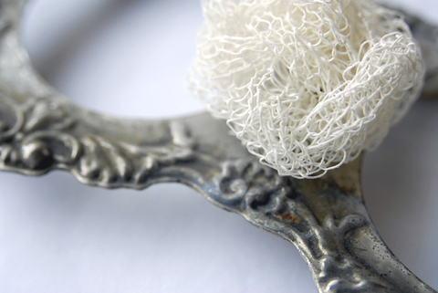 Made by PaperPhine: Fine White Paper Yarn Brooch Made by PaperPhine: Fine White Paper Yarn Brooch