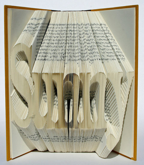 Book Art / Book Origami by Isaac Salazar Book Art / Book Origami by Isaac Salazar