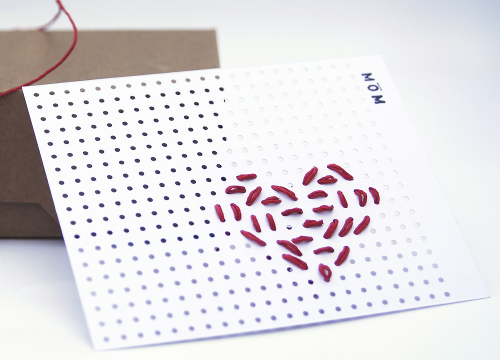 PaperPhine: Heart Card with Paper String