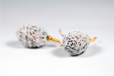 Made by PaperPhine: White Paper Yarn Earrings