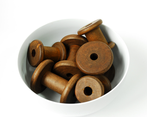 PaperPhine: New Stained Wooden Bobbins