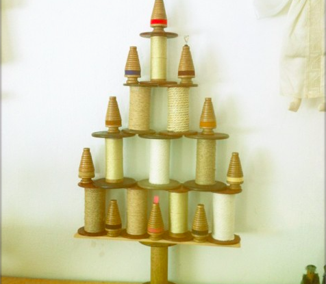 PaperPhine: Vintage Bobbin Christmas Tree