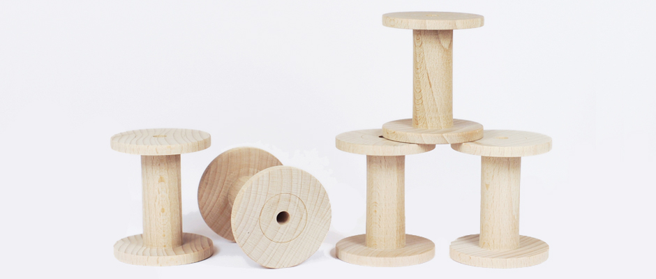 PaperPhine: Wooden Bobbins - Spools
