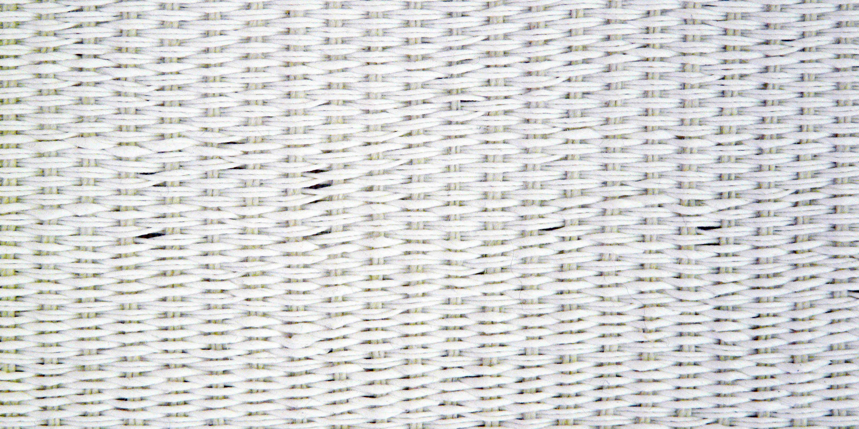 PaperPhine: Echoes by Agnieszka ‘Uisce’ Jakubczyk - Weaving Paper Yarn