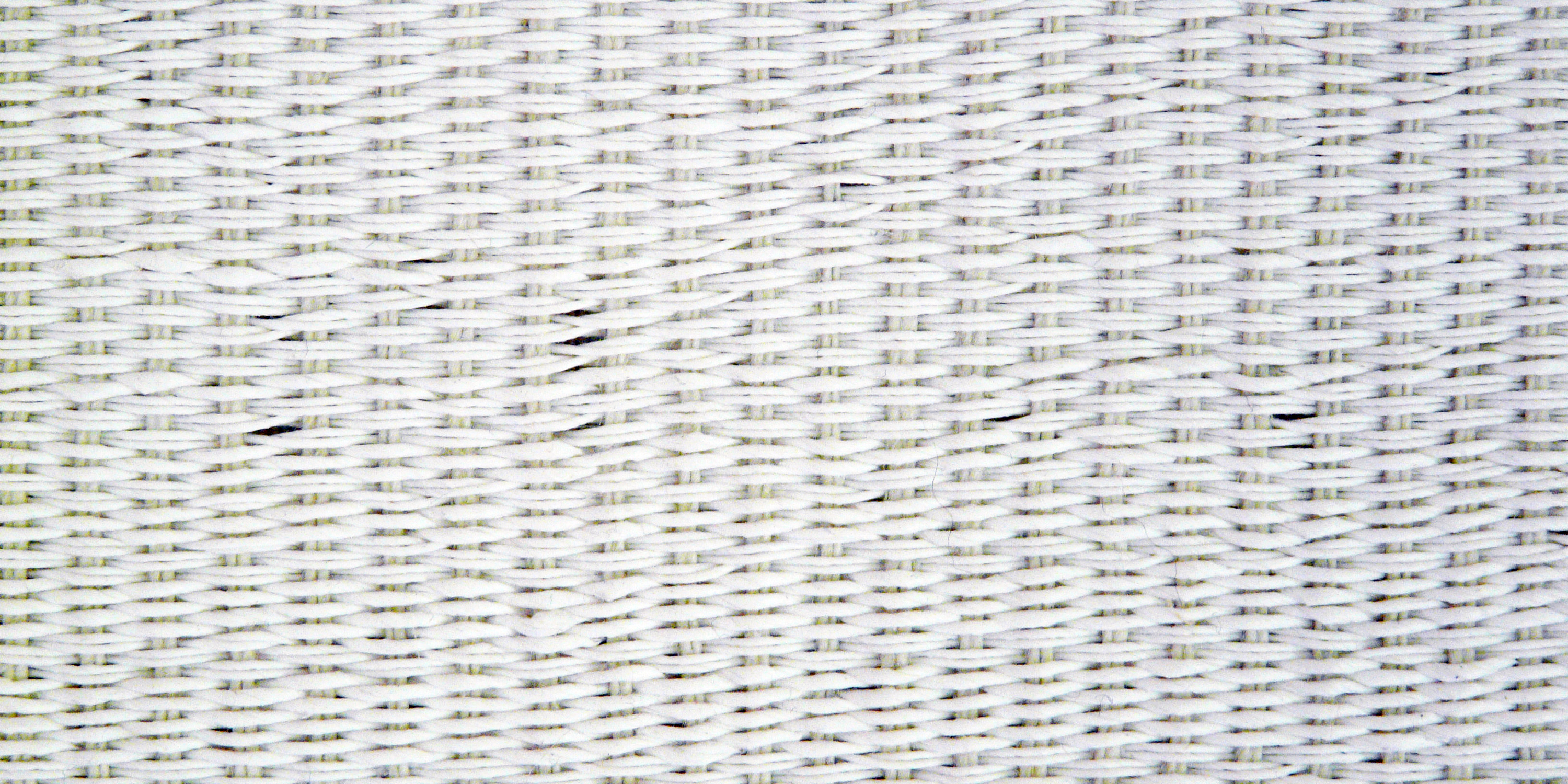 PaperPhine: Echoes by Agnieszka ‘Uisce’ Jakubczyk - Weaving Paper Yarn